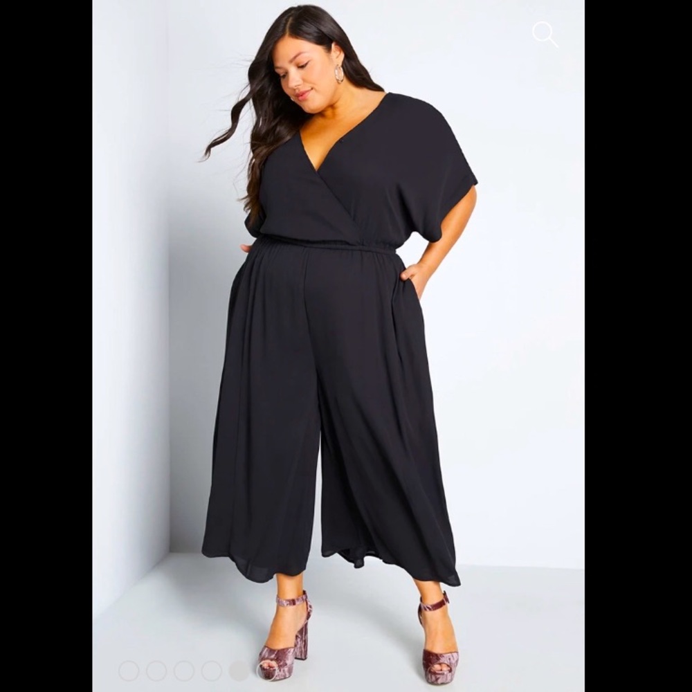 1X Black Wide-Leg Jumpsuit